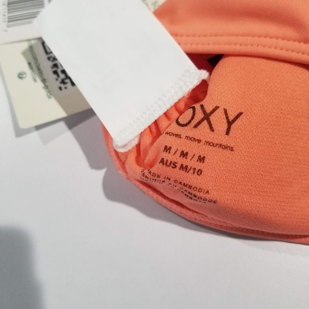 Roxy  Beach Classics Elongated Bikini Top Fusion Coral Size Medium - Picture 8 of 9